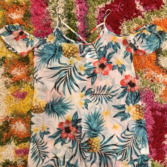 Beach Coverup - Picture 3 of 12